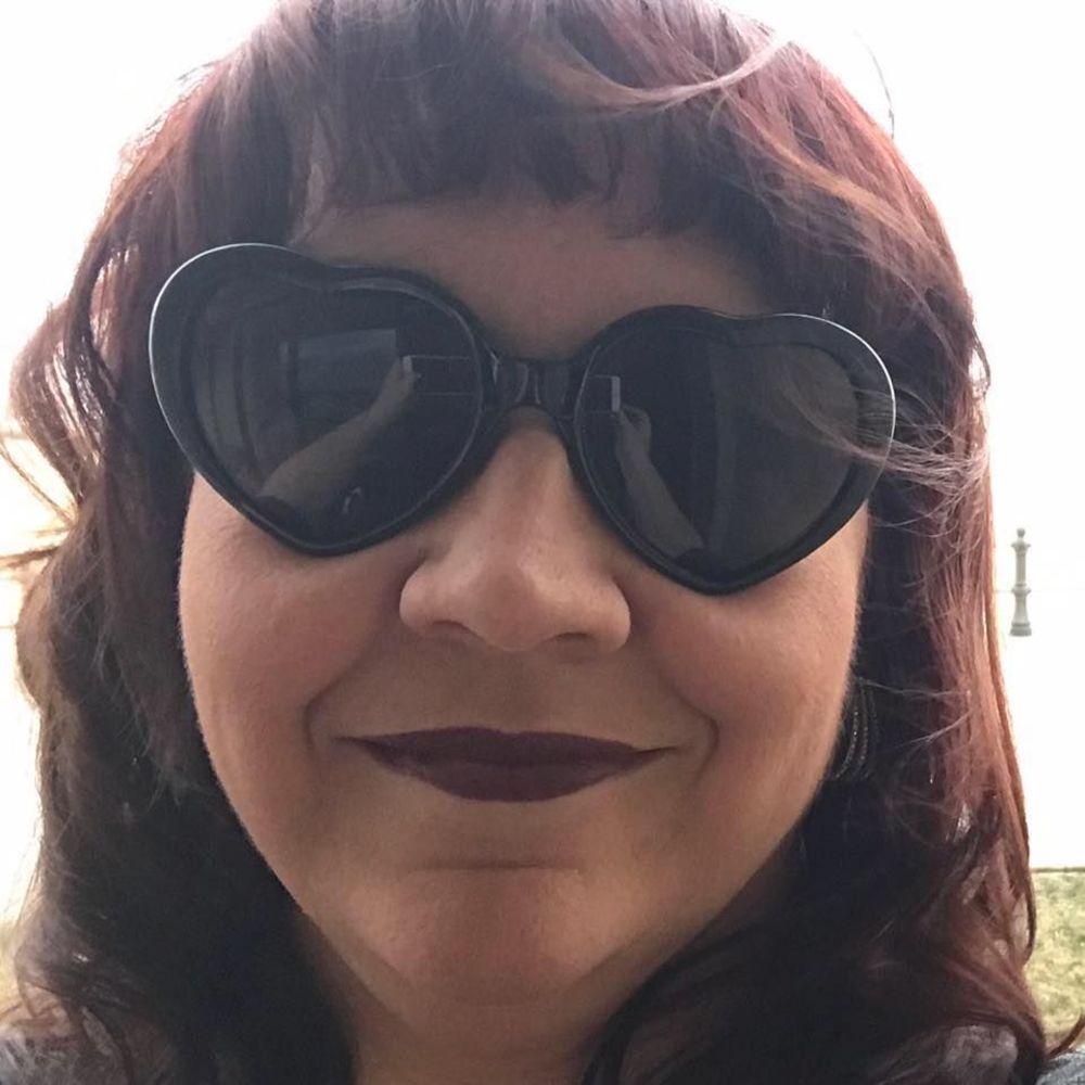 Meet your Posher, Holly